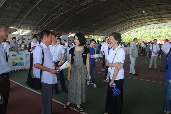 管院新生3.0.jpg